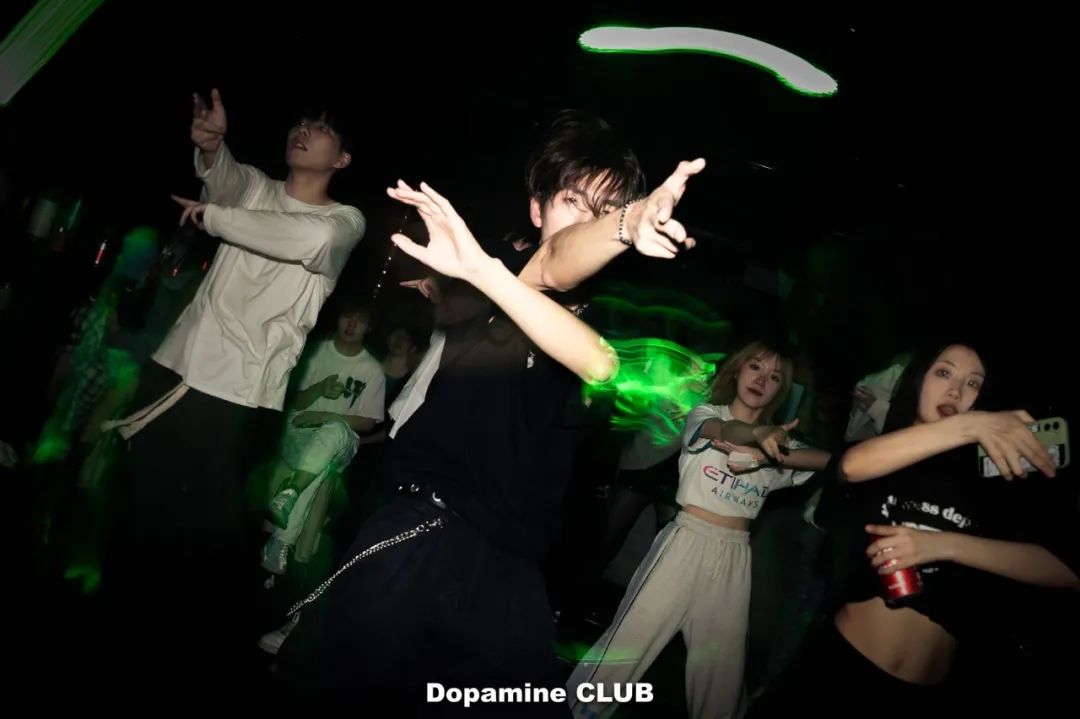 江汉，追星人的打卡天堂