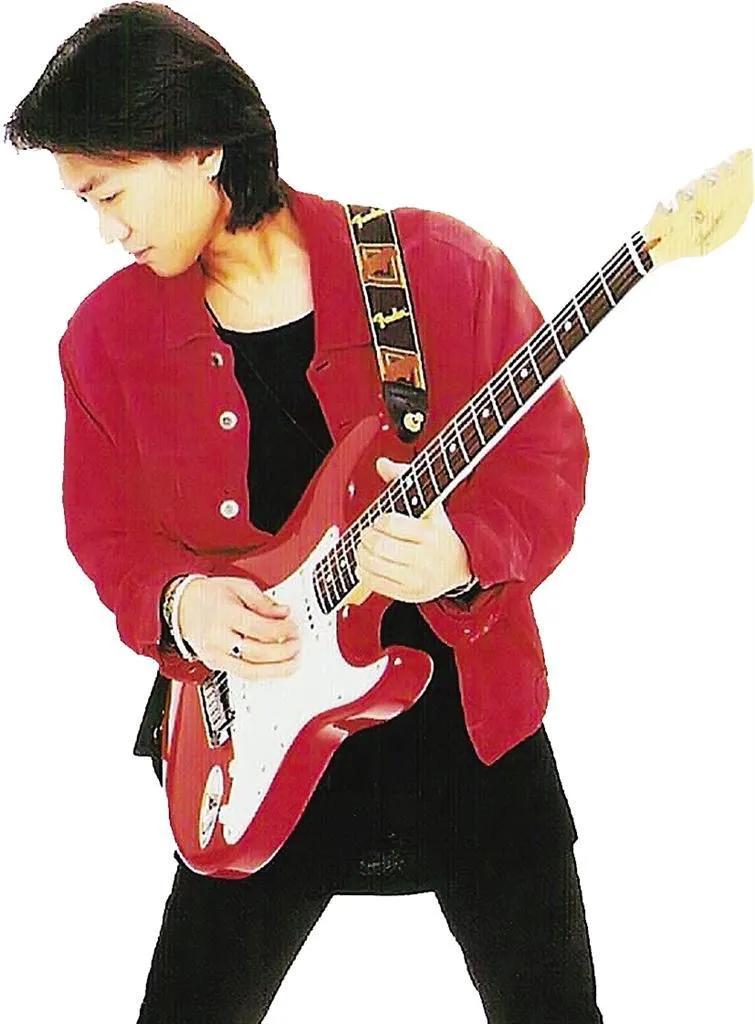 有一种情怀叫家驹,家驹红是什么色号