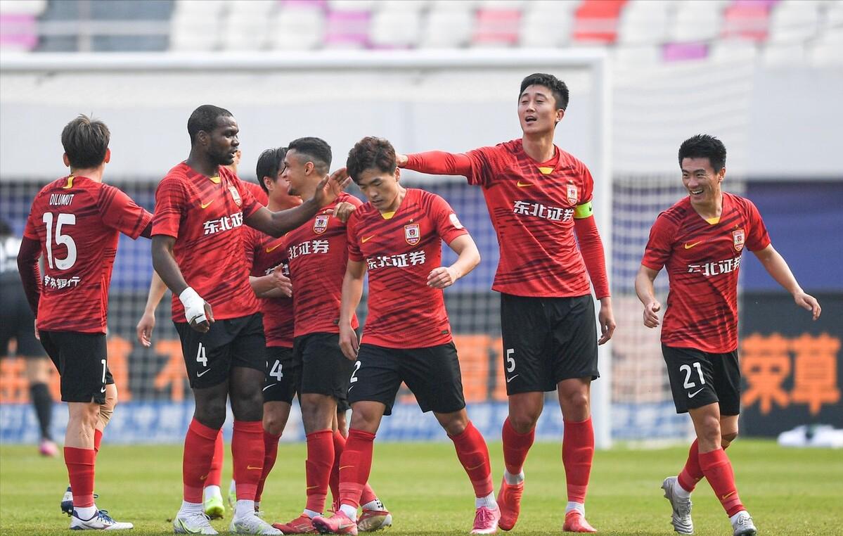 涓秴鍔叉梾4:5,涓秴4-0鍚嶅崟