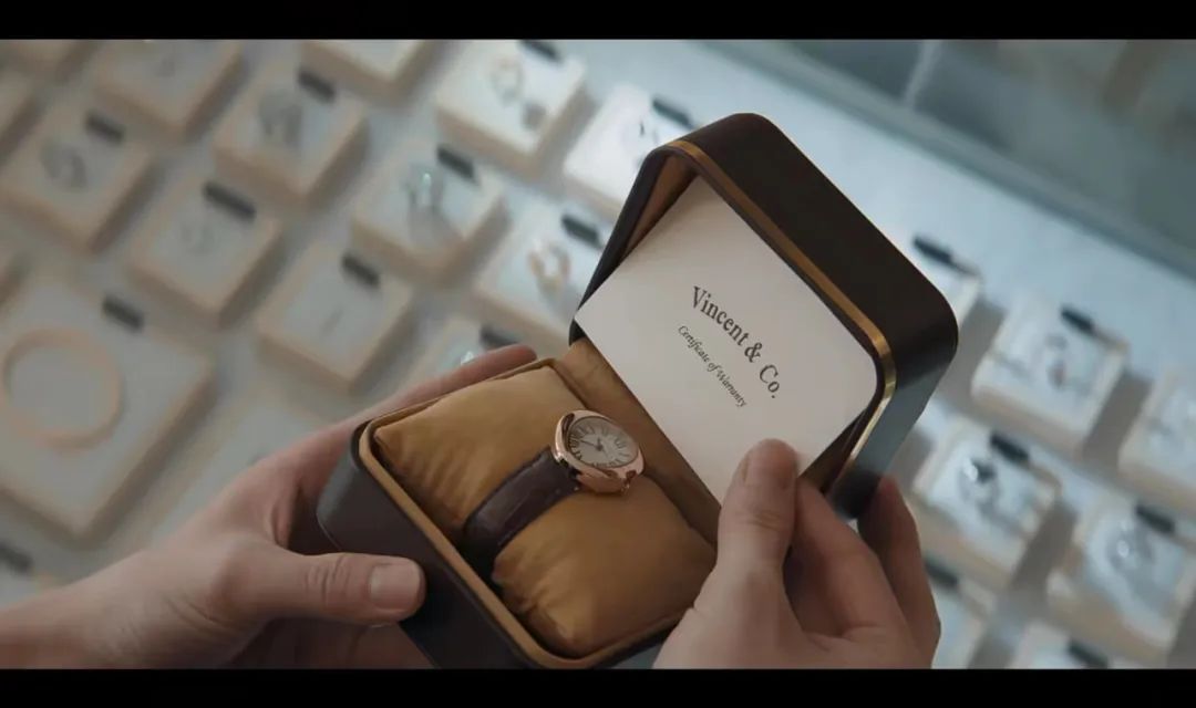 暗讽中国造假大国”，他们自己却穿得理直气壮