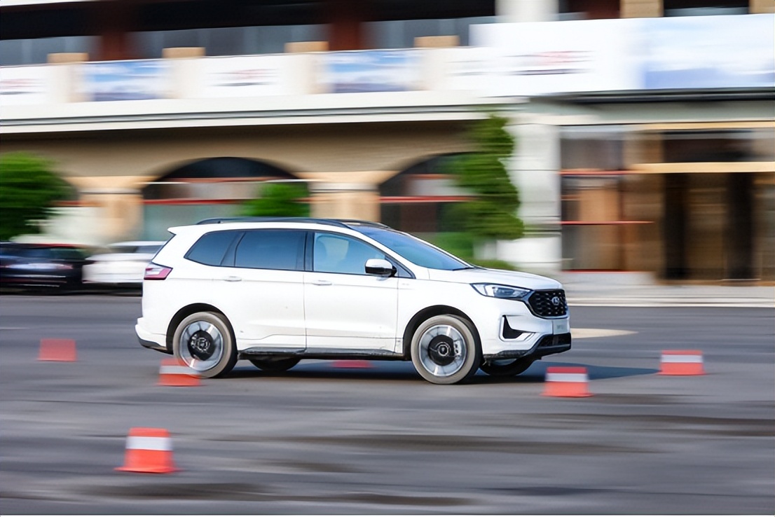 中型suv锐界和江铃福特,中型suv产品力比汉兰达强