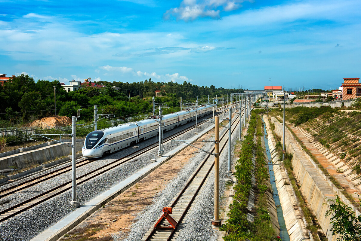 海南这个城市怎么样,海南这个海滨小城有什么特点