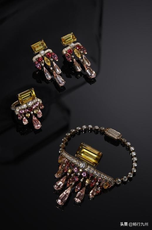 香奈儿n5香水圣诞款,香奈儿n5淡香水红色版特别限量版