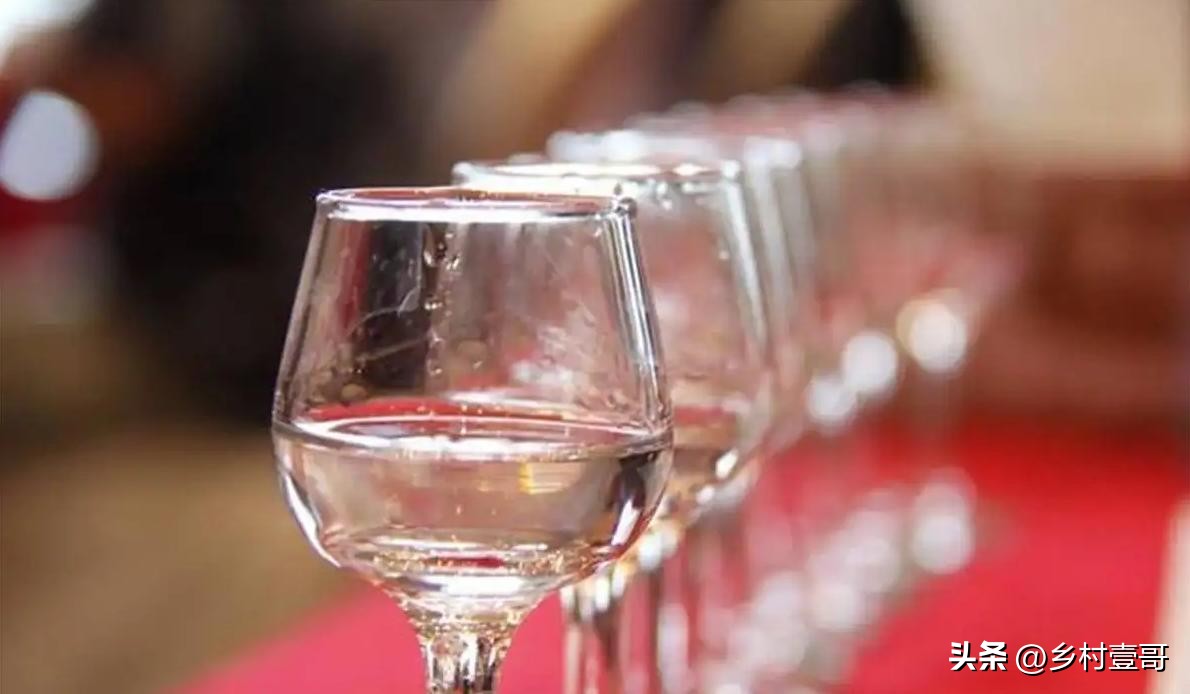 酒桌上的说话技巧及礼仪,酒桌学会10个说话技巧