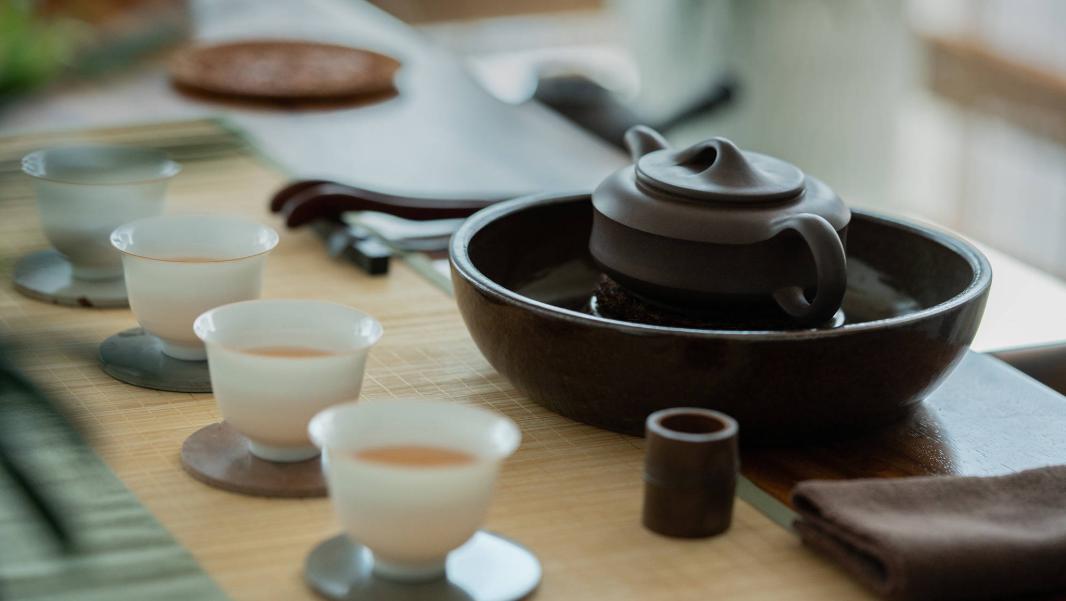 如何清洗茶具茶渍水垢,鲜柠檬如何清洗茶具