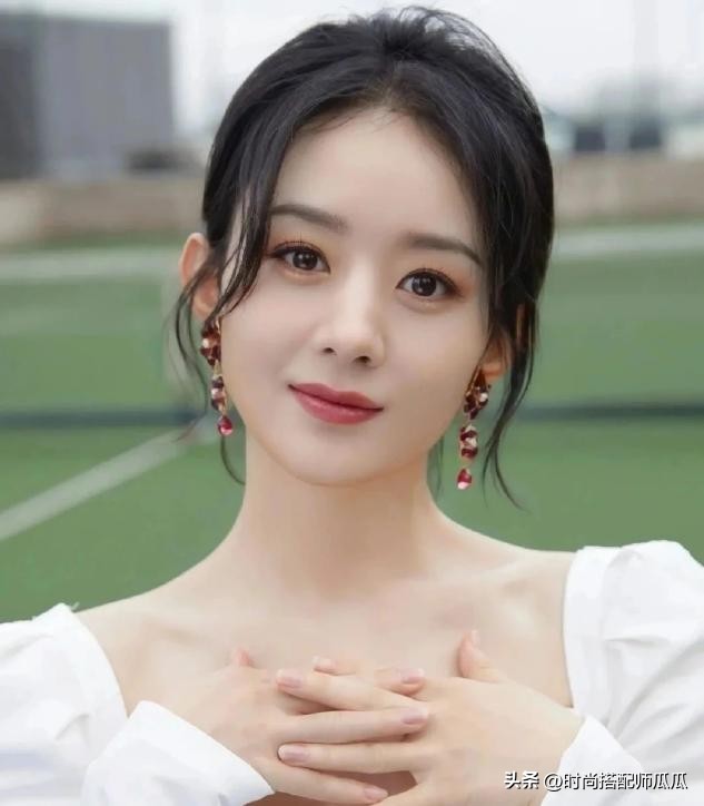 女人脸上有这二个特征的不显老,脸上有这3种特征的女人年纪越大