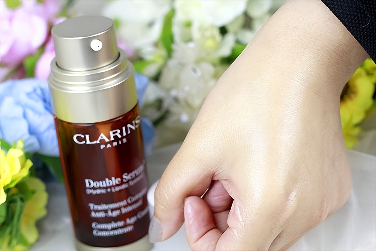 性价比最高的抗衰补水精华推荐,性价比高的抗初老保湿水乳推荐