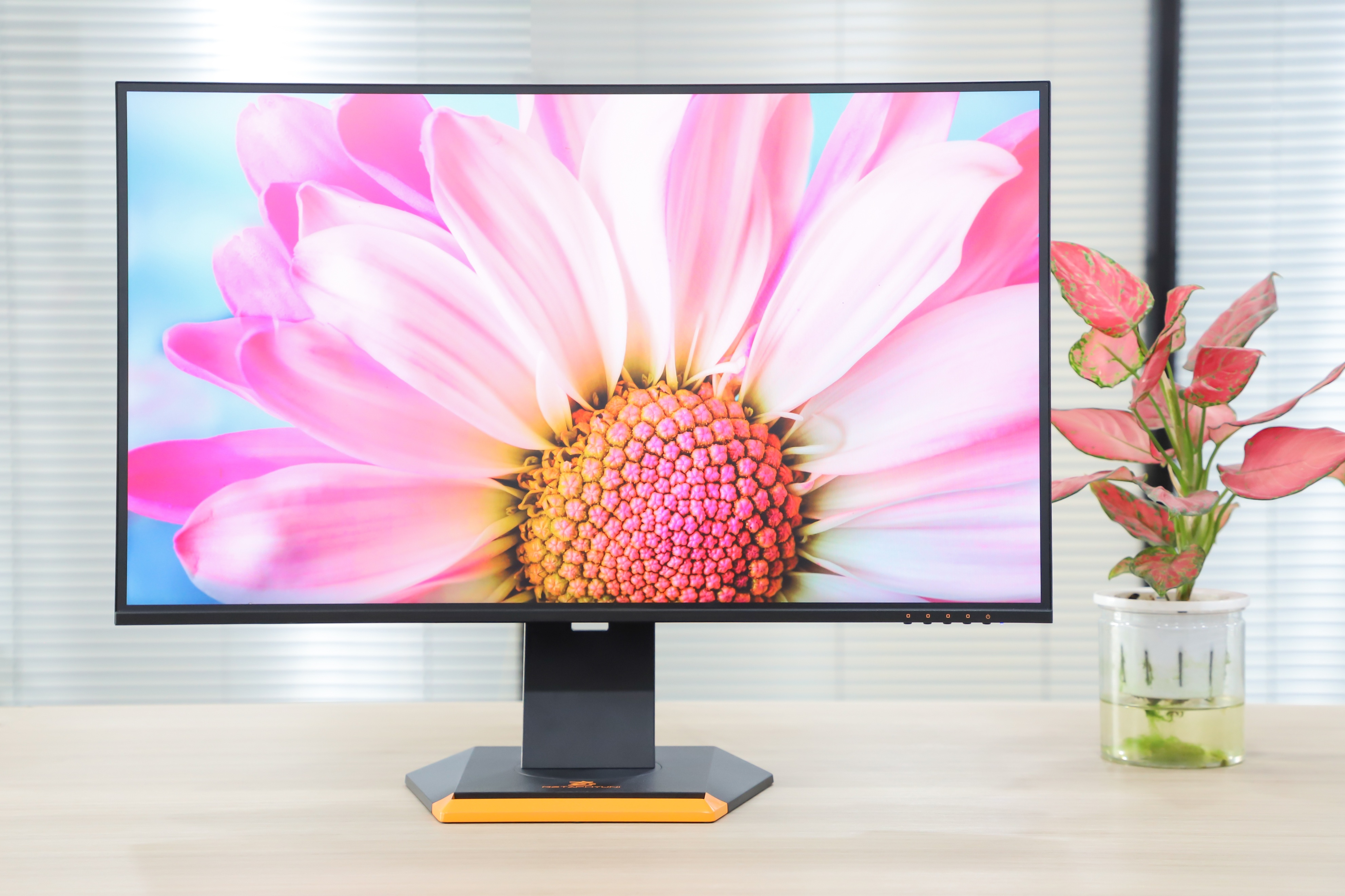 500块钱的27寸电竞显示器测评,玄机星rx6650m游戏测试