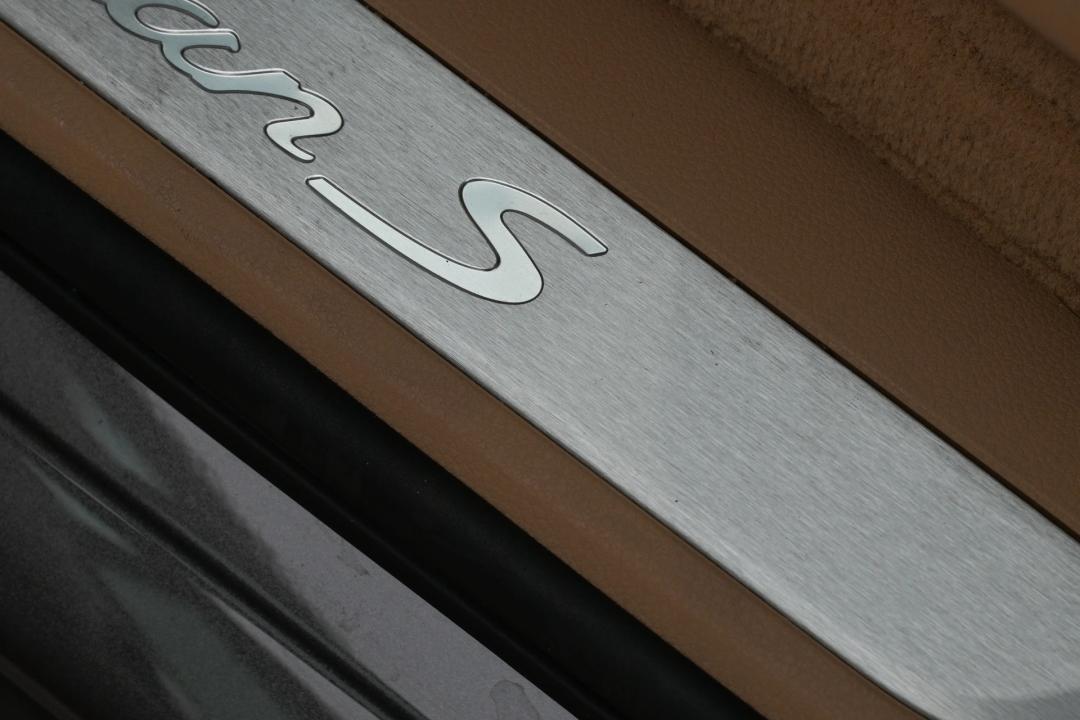 macans保时捷2023款顶配,macans保时捷新款