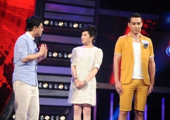 为什么金铭不和撒贝宁在一起,金铭和撒贝宁现状