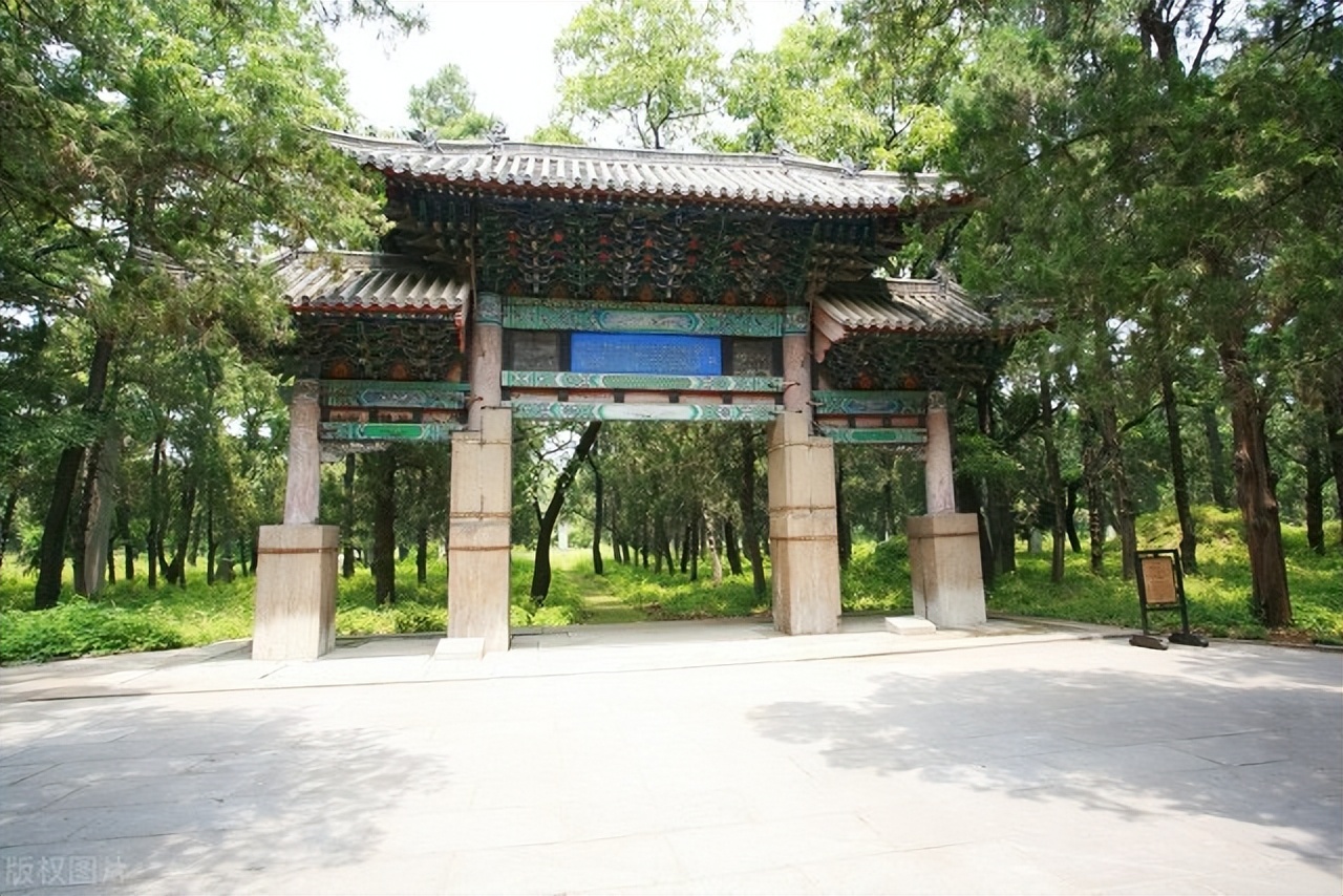 山东曲阜三孔攻略,游玩曲阜三孔景点攻略路线