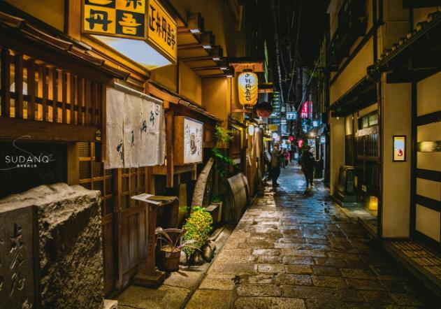 日本为什么不发展电商行业,为什么日本的实体店都没有电商