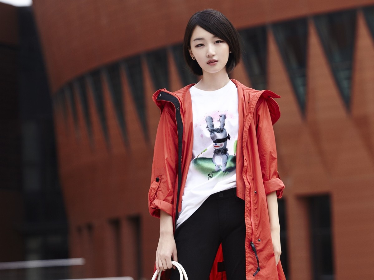 周冬雨张艺谋近期新消息,周冬雨谈张艺谋坚如磐石