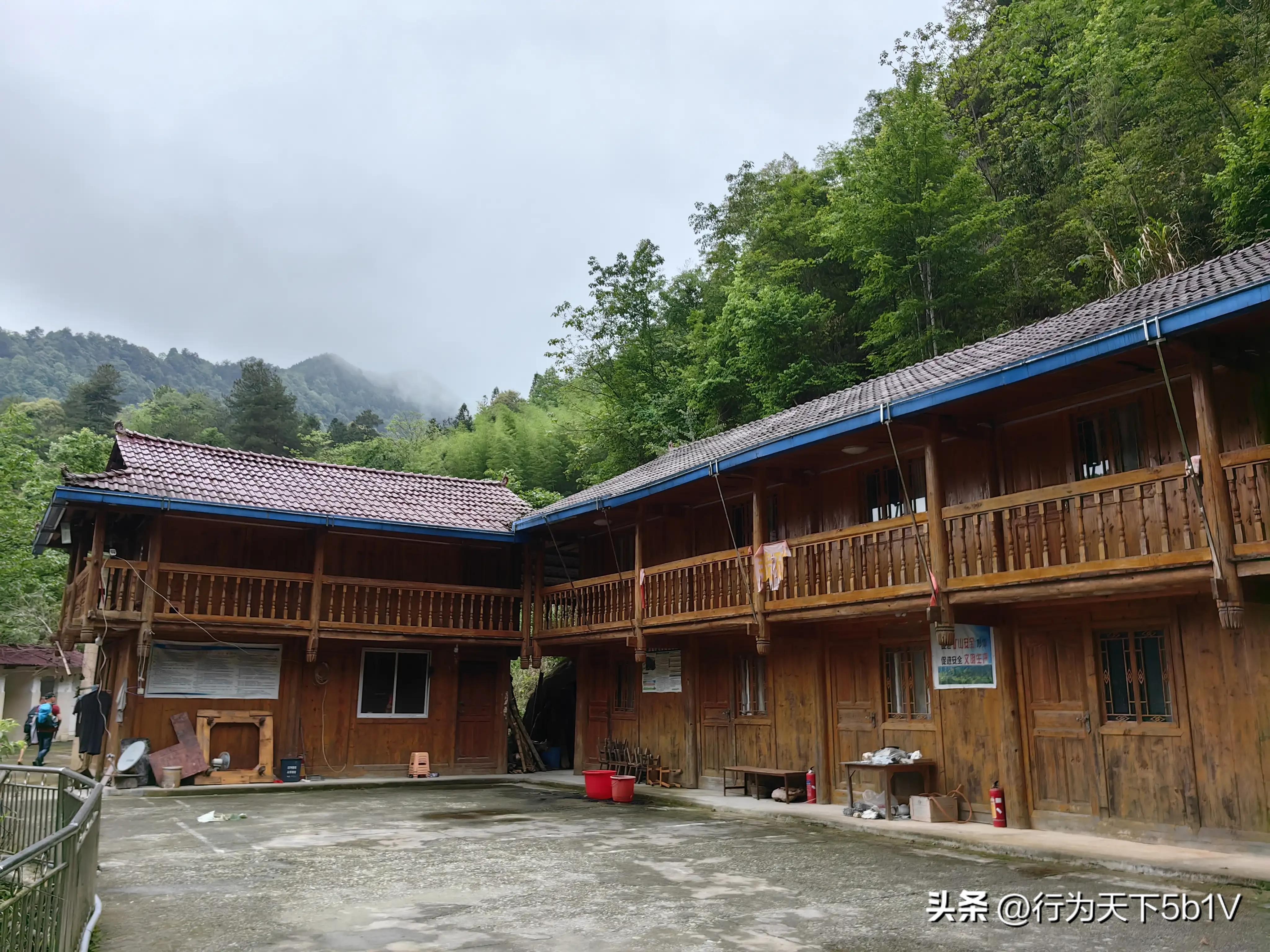 【探秘宛田红滩瀑布溯溪梦江吉翁瀑布】穿越花坪神秘风景线