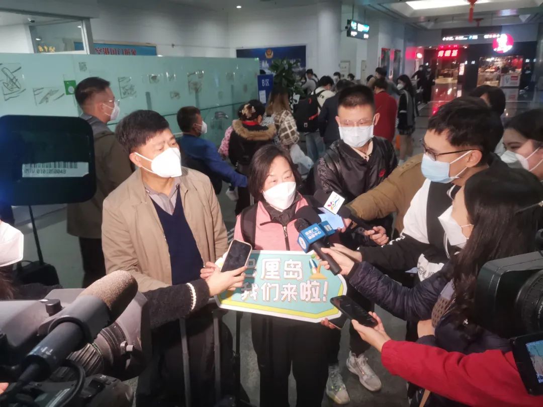 刚刚!盼了三年,首发团抵达→