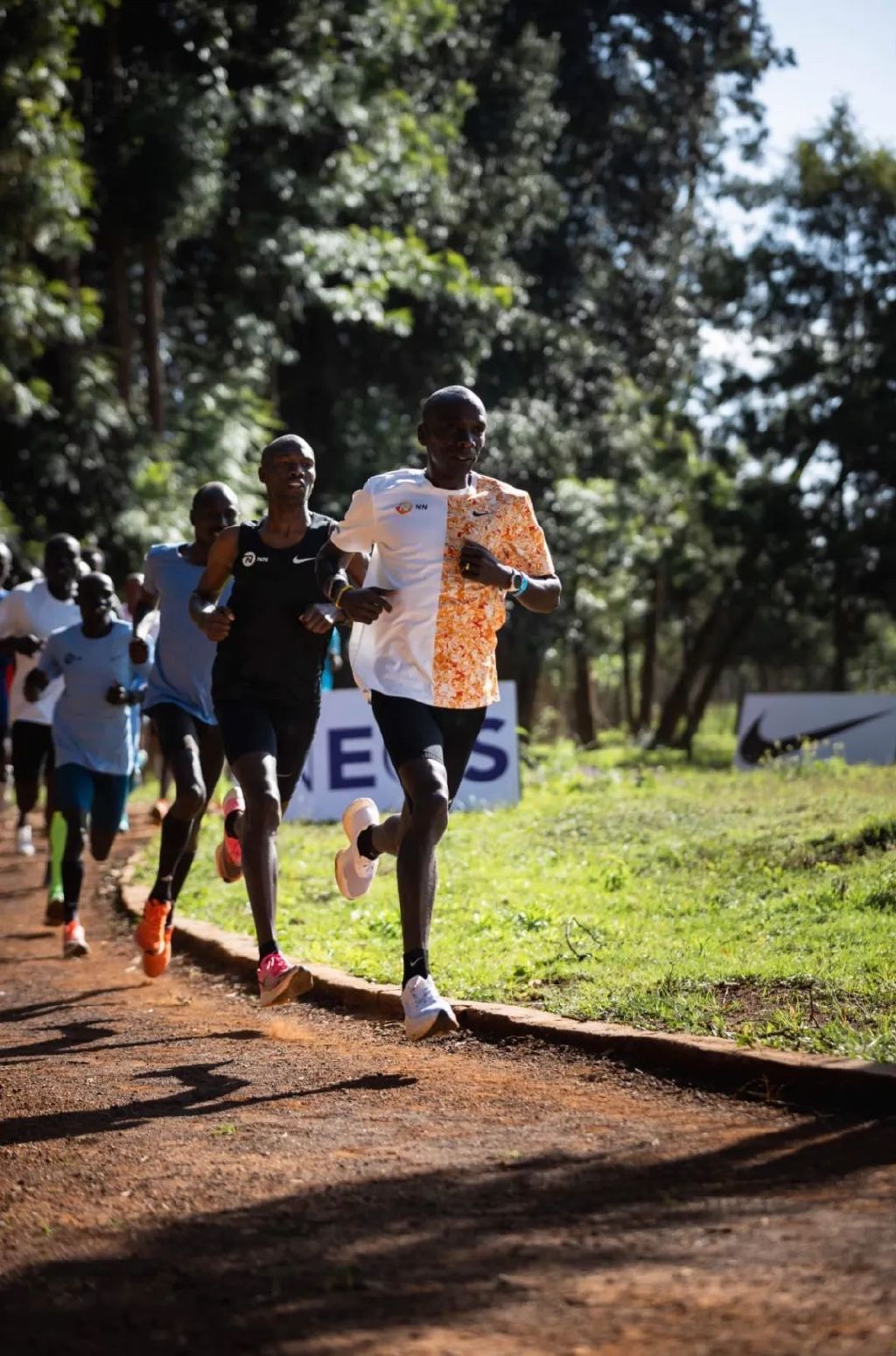 “长跑王国”肯尼亚背后的秘密