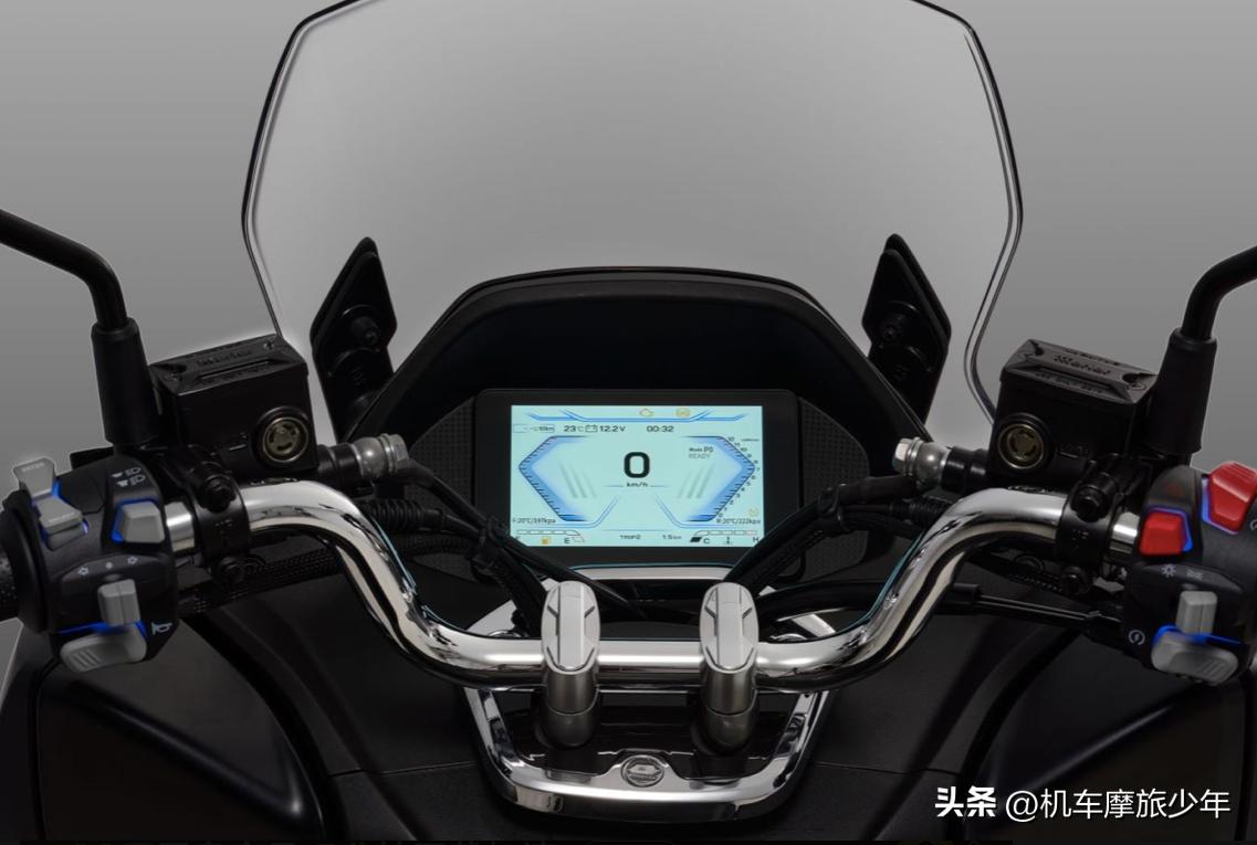qjmotor发布哪几款踏板,qjmotormt150踏板测评