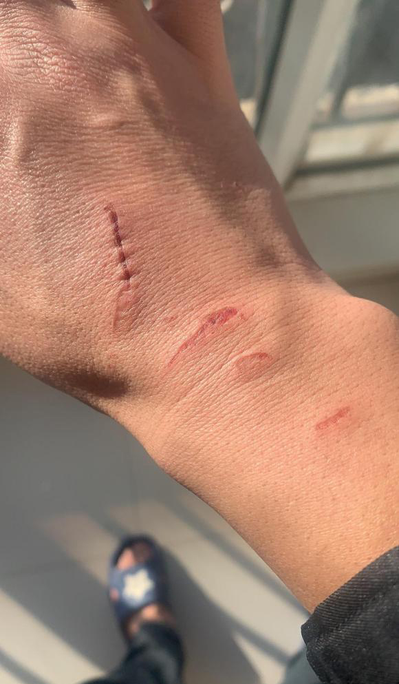 钓鱼回来被老婆骂实力不允许,钓鱼被老婆打反手还手