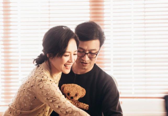 葛荟婕直播回应与汪峰关系,葛荟婕几岁跟汪峰在一起