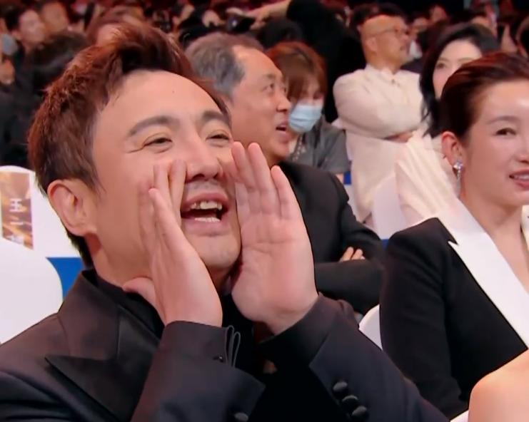 关晓彤于文文同框,于文文和关晓彤同框