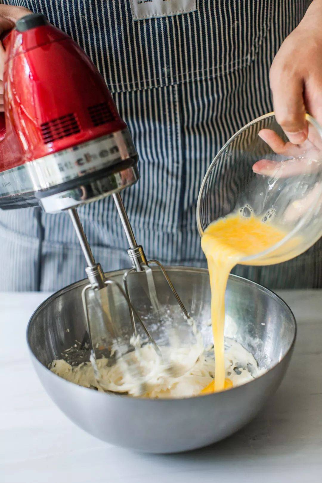 简单易做的水蜜桃的甜点,水蜜桃樱花简单甜品教程高颜值