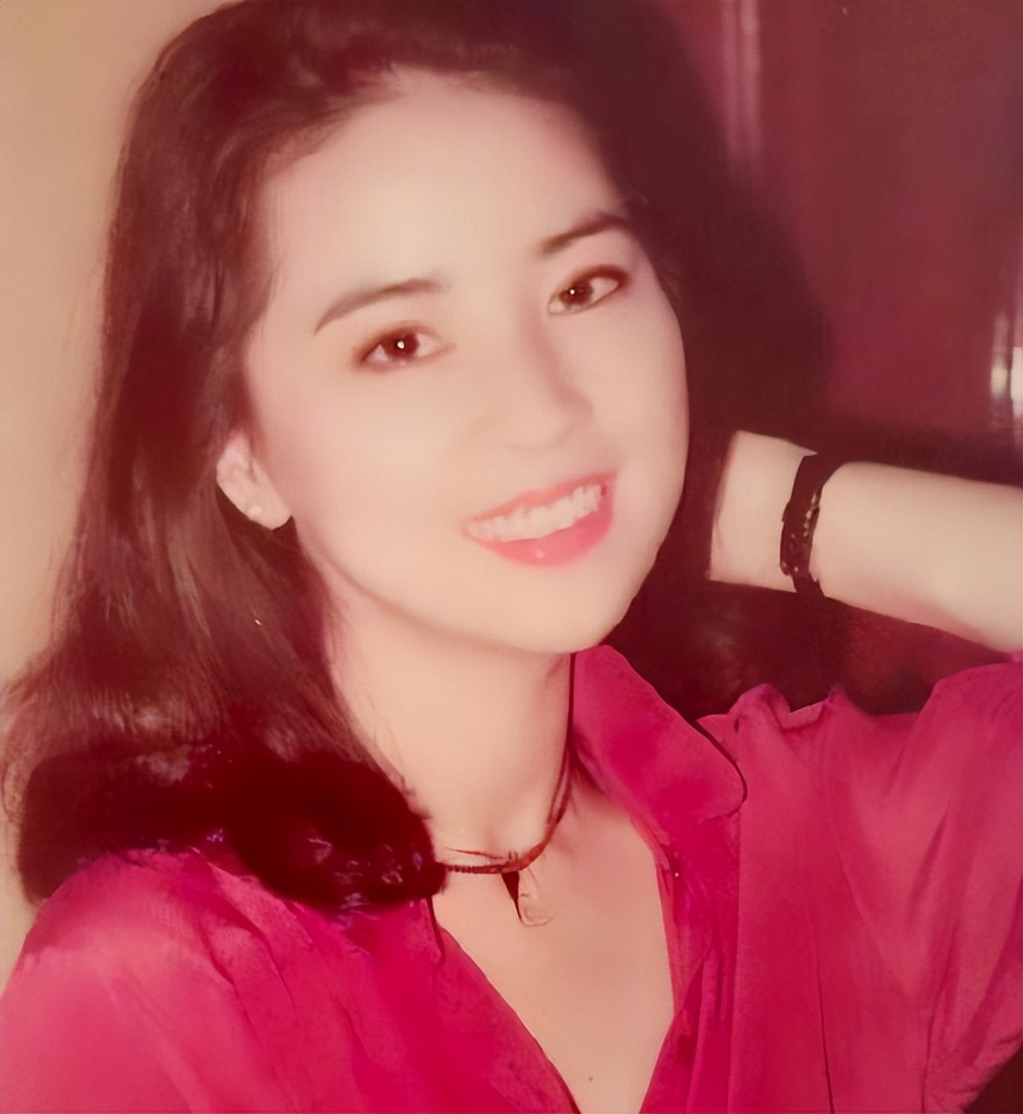 林凤娇为了成龙，到底有多能忍？