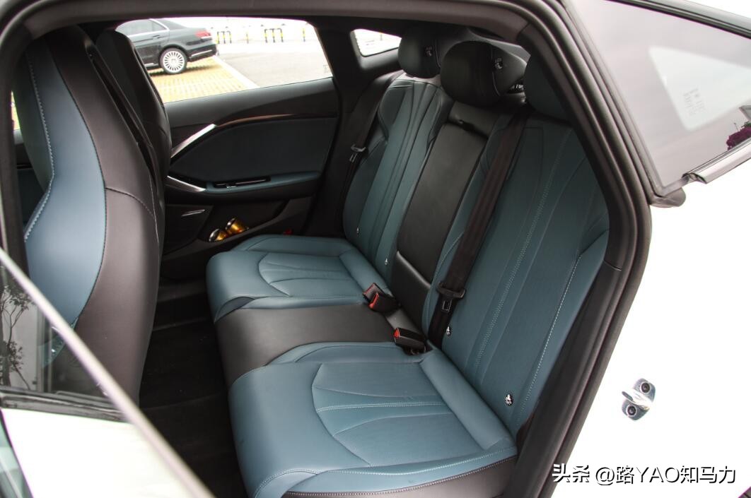 被颜值掩盖的真相?试驾MG71.5TDCT至美优雅版