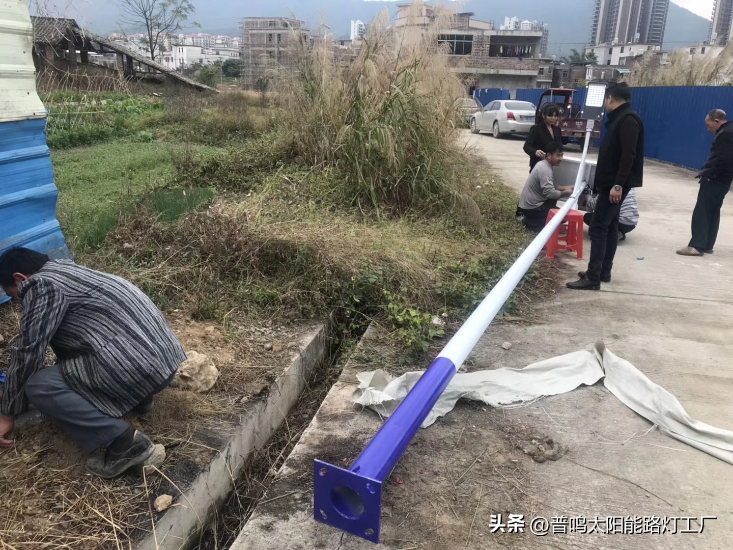 道路太阳能路灯选购,太阳能路灯多少钱一台6米杆