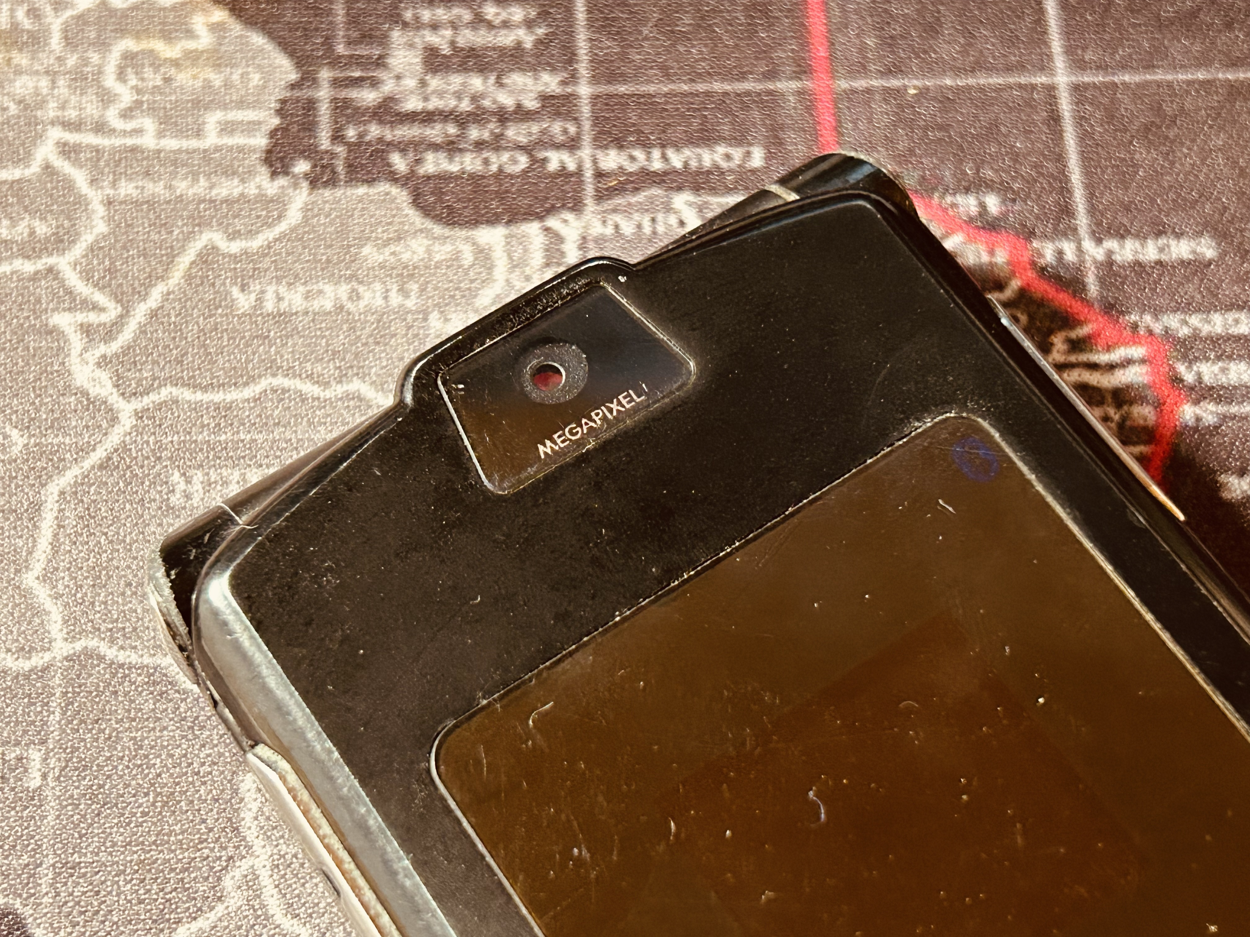 当年的摩托罗拉v3,2003年摩托罗拉手机怀旧经典