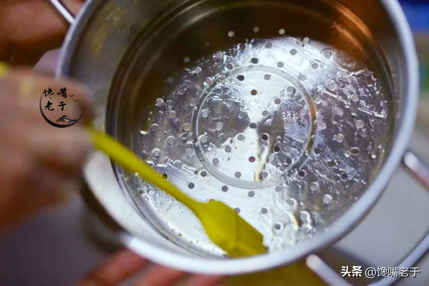 烫面蒸饺开水上锅还是冷水上锅,烫面酸菜蒸饺冷水还是热水