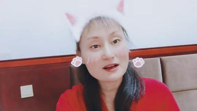 精分又自闭的妈妈由于心理扭曲甚至变态，需采取不一样的教...