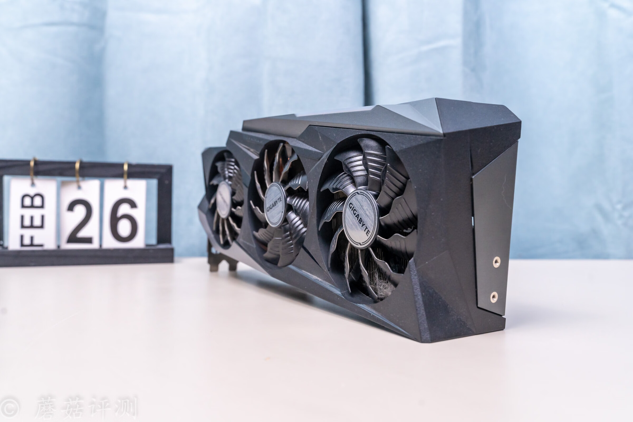 技嘉3090ti水雕显卡,技嘉rtx4090魔鹰oc怎么样