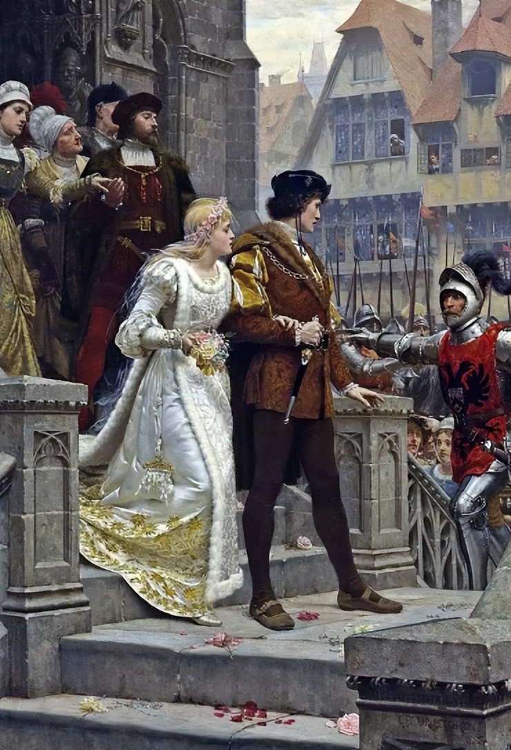 格林迪亚独立钟塔：见证城市兴衰的象征和骄傲