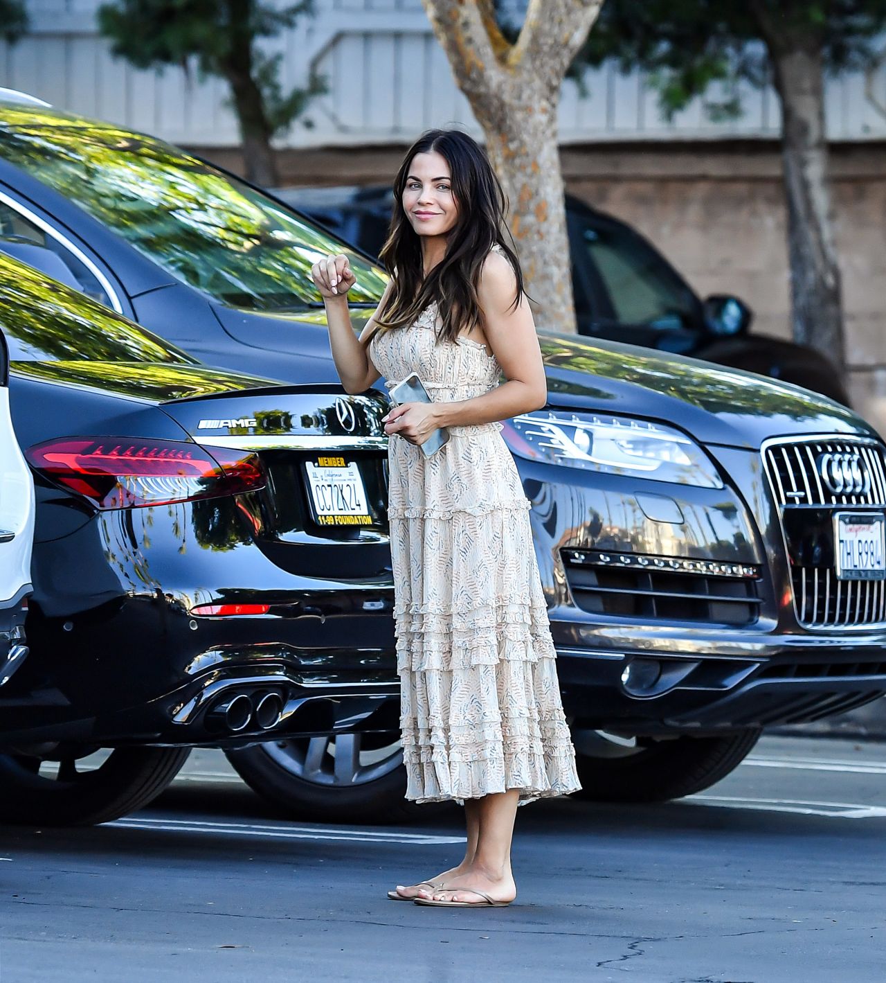 欧美明星街拍时尚潮流,2023年欧美明星时尚街拍