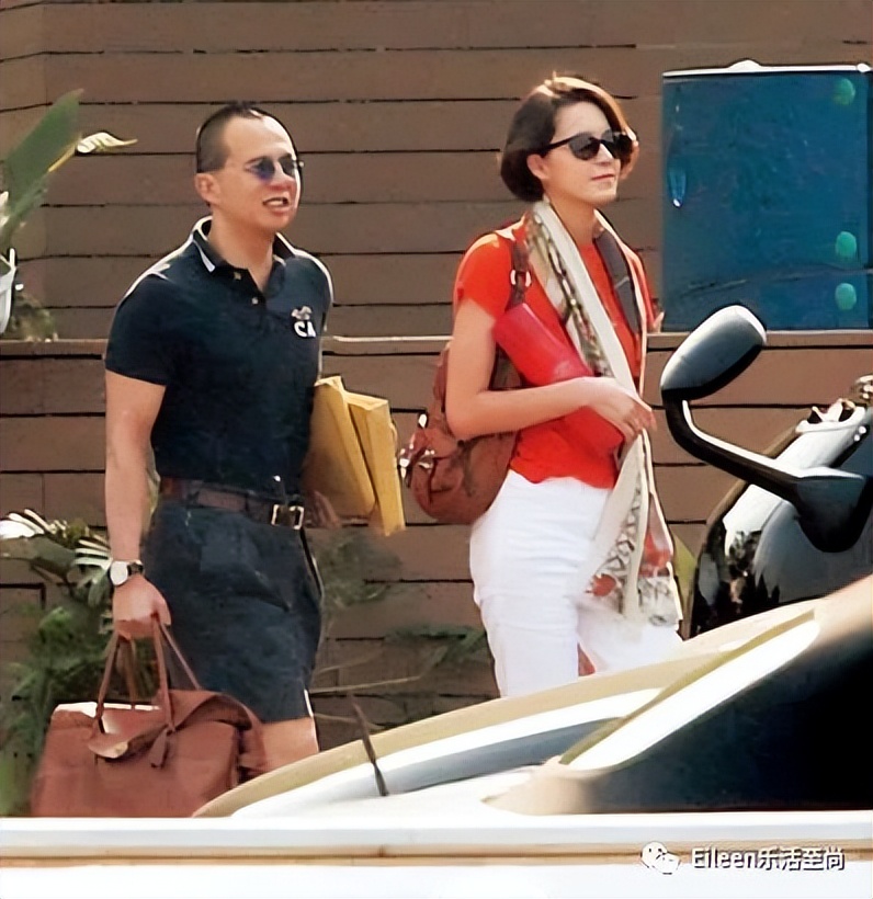 住前任20亿豪宅？拿了第一豪门天价分手费，她怎么还过成这样？