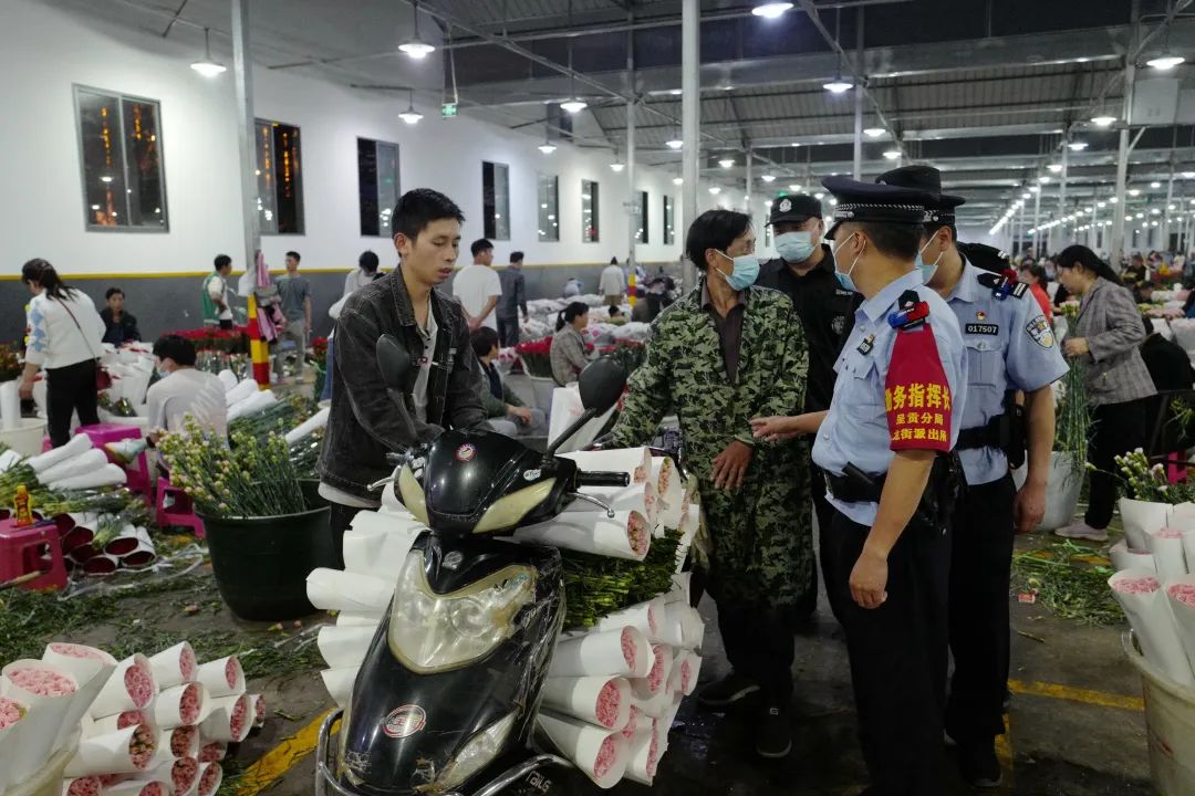 带你看看斗南鲜花市场,来斗南看看全亚洲最大的花卉市场