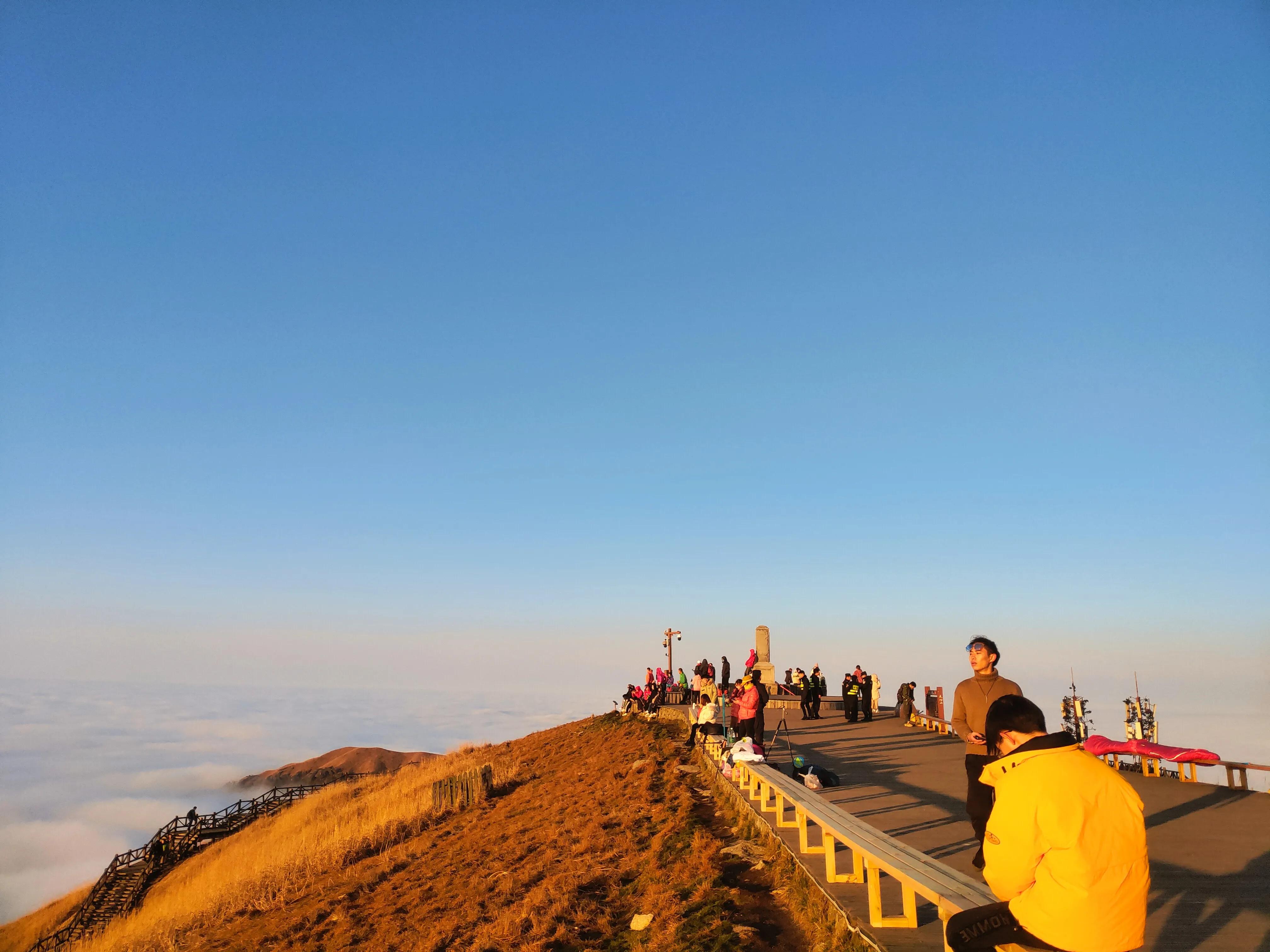 云端漫步武功山,武功山云端