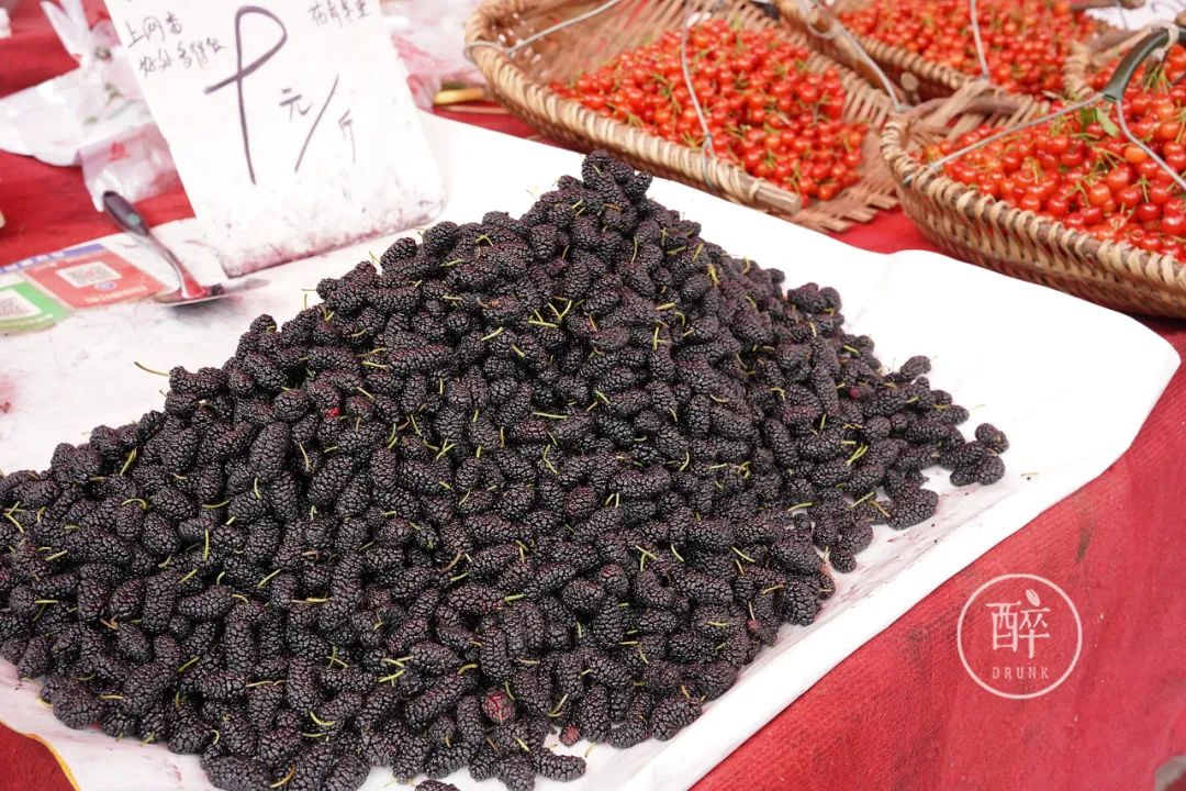 成都这个市场只开半天还放高温假，地图上找不到