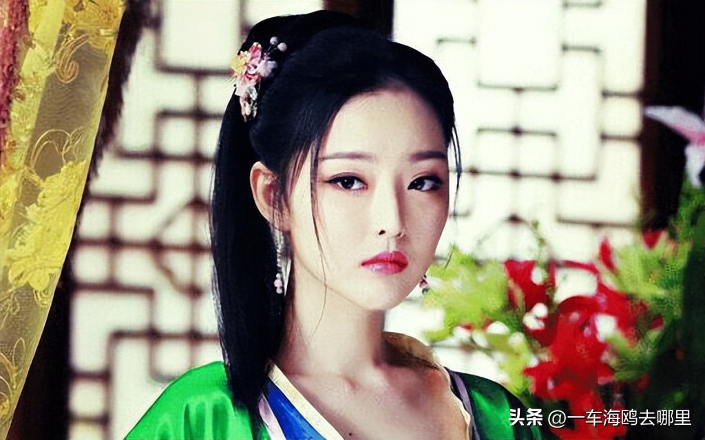 她是兰陵王的未婚妻，原本星途璀璨，可惜剧还未播出就因病去世了