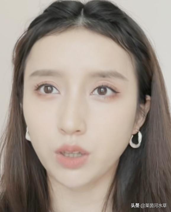 小孩齐刘海太短了怎么补救,小朋友齐刘海变八字刘海