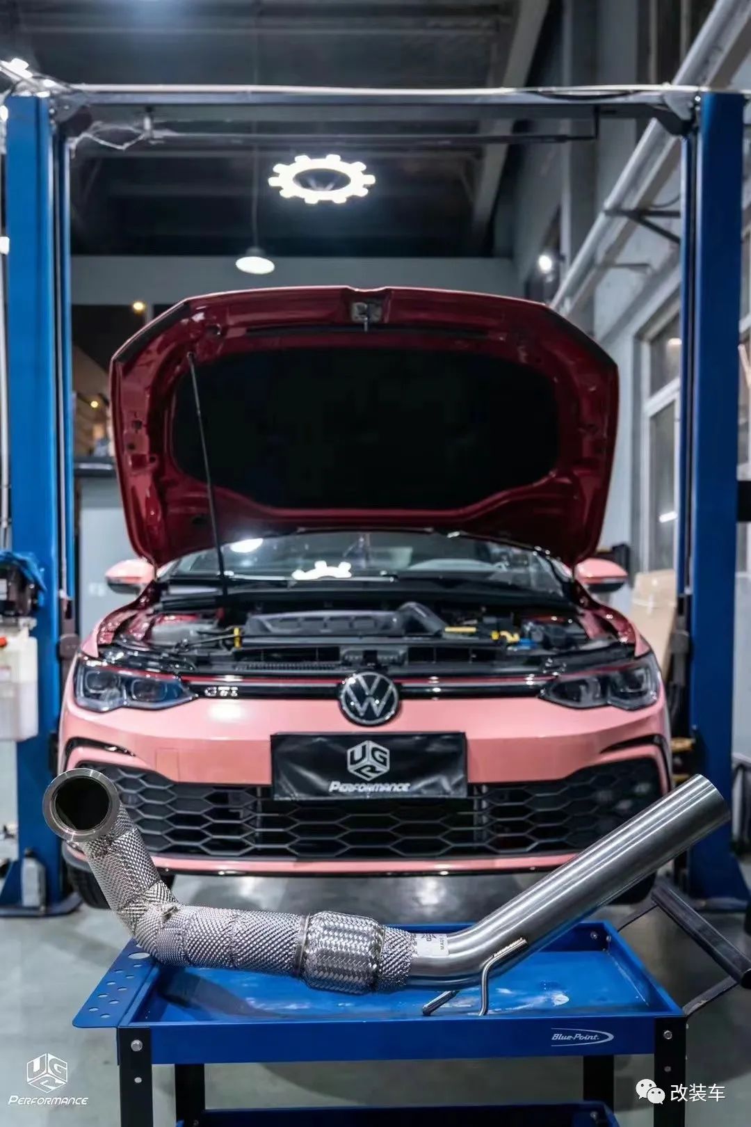 八代高尔夫gti测评高转青年,高尔夫8gti走街