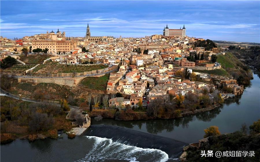 【西班牙留学】带你全方位了解西班牙的大学！