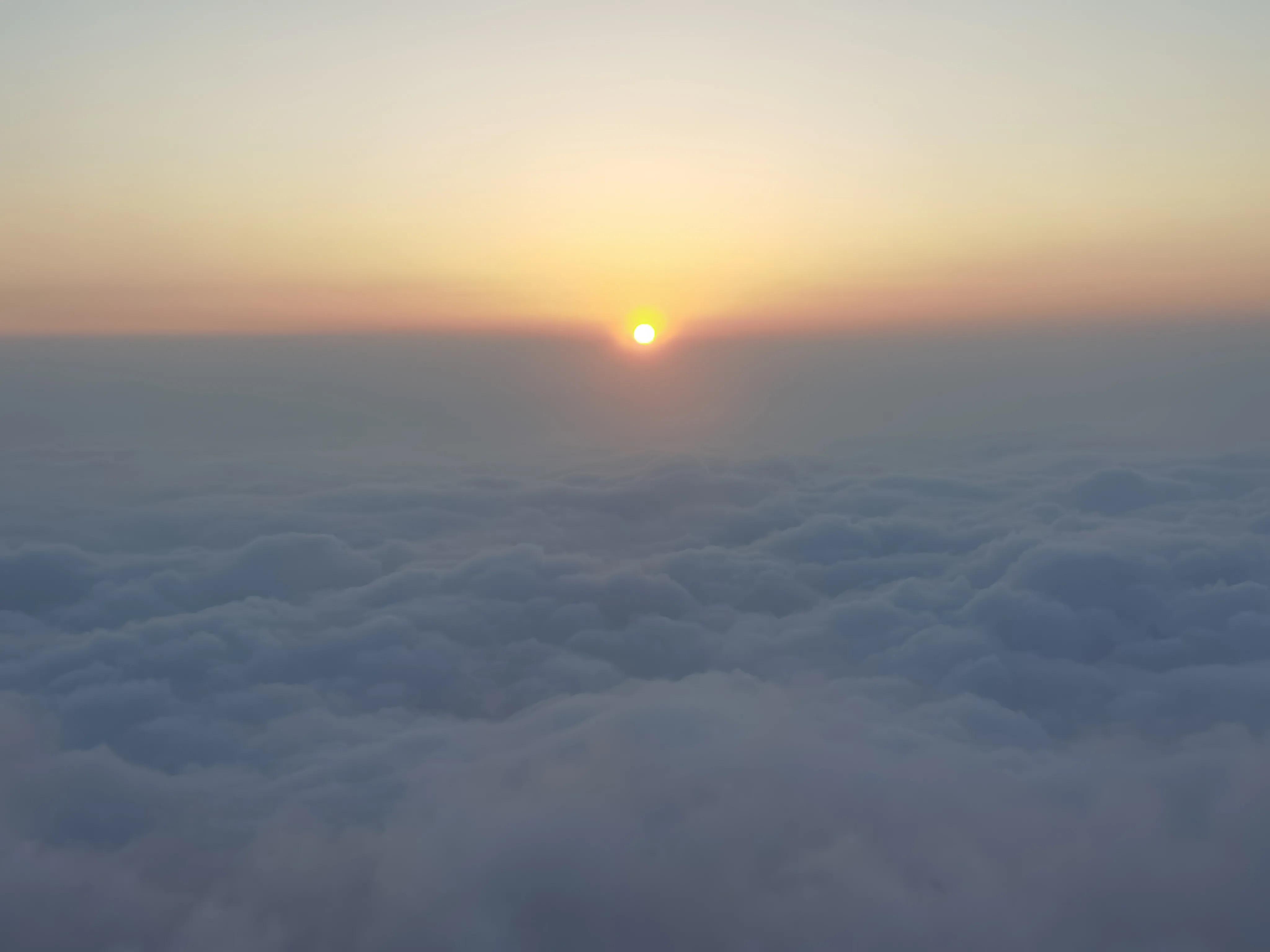 去峨眉山金顶看日出攻略,看峨眉山金顶日出攻略