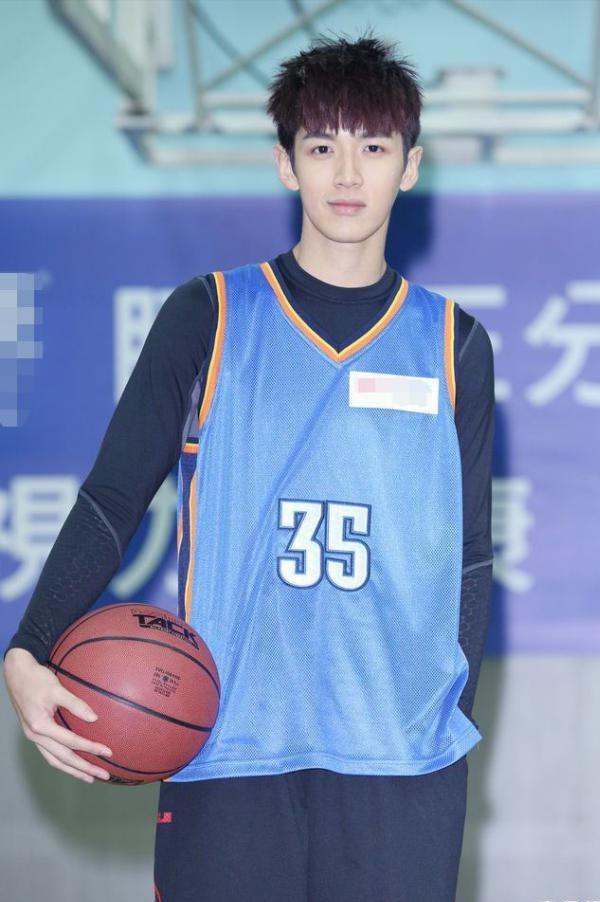 从红极一时到落魄的6位男星,红得快凉得更快的四位男星