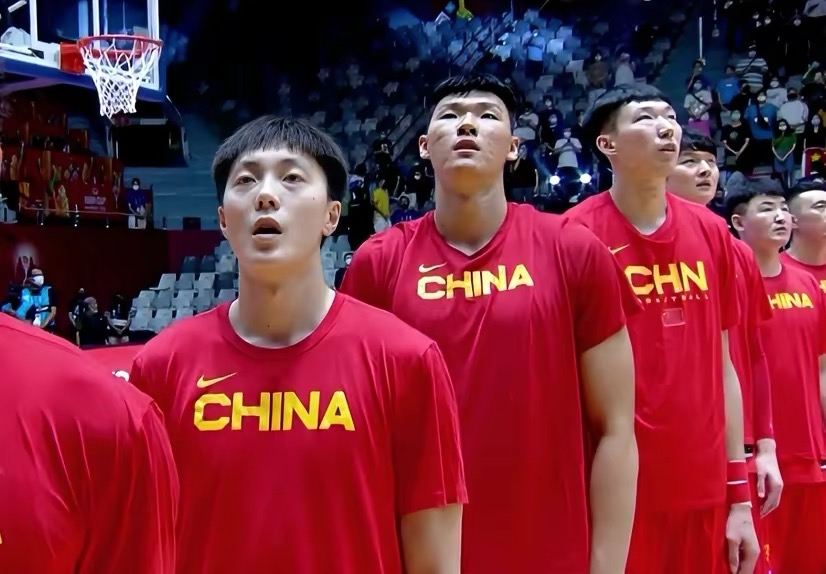 明天国家队的三场比赛，足球两场篮球一场，央视会直播吗