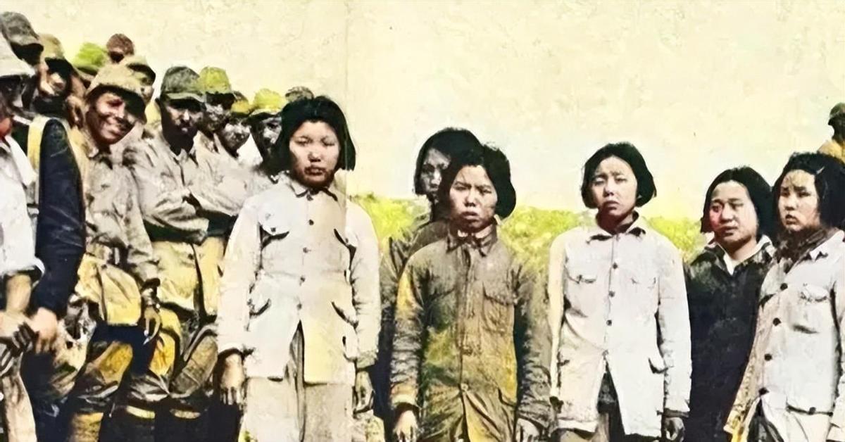 30张日本大*杀屠**罪行照片，日军闯入民宅祸害妇女，这就是罪证