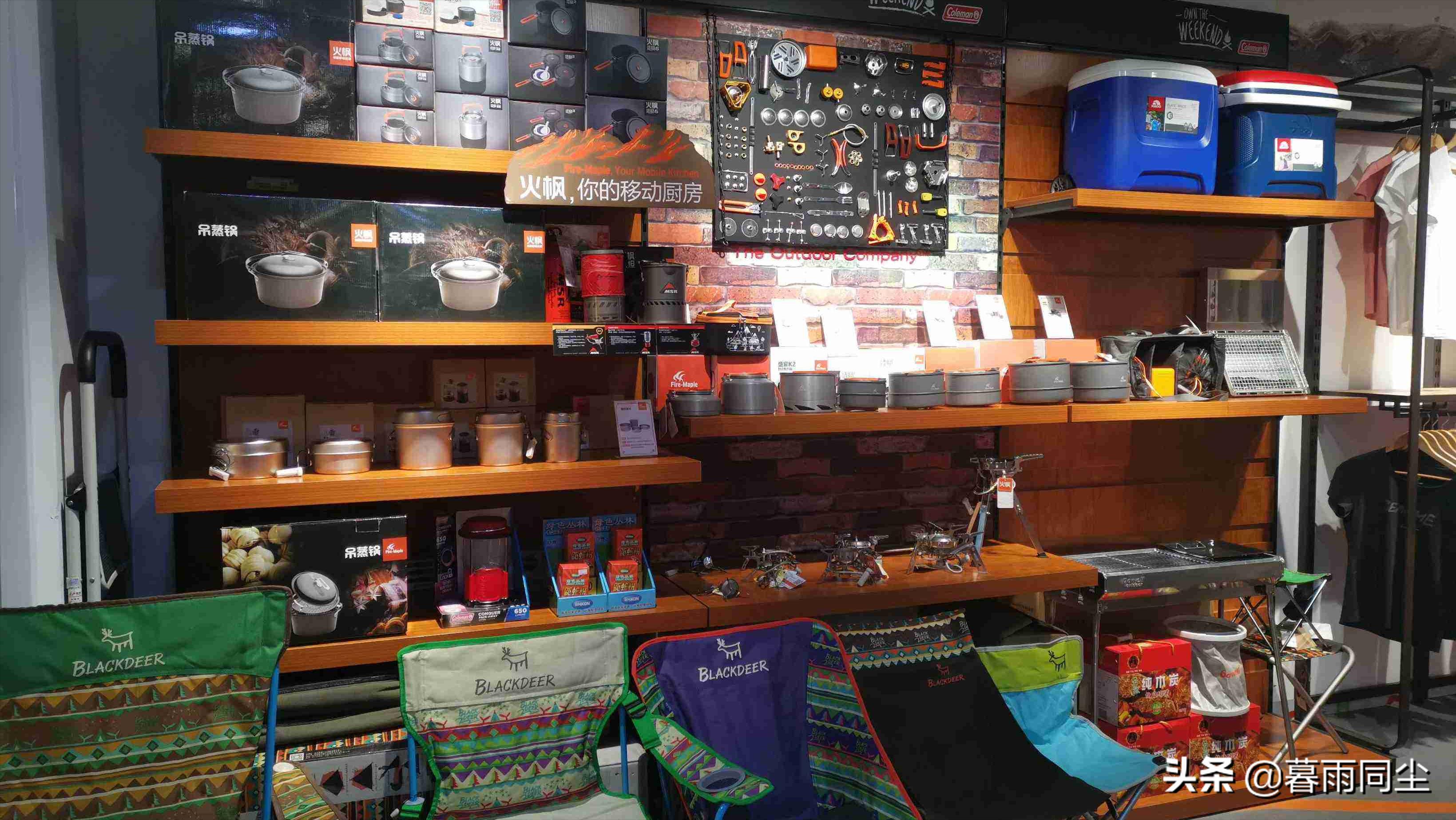 最便携实用的户外徒步露营装备,户外徒步露营必备10件装备