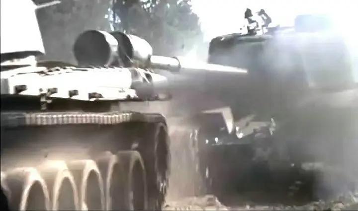 俄罗斯硬核电影现代战争片,俄罗斯十部顶级经典战争片