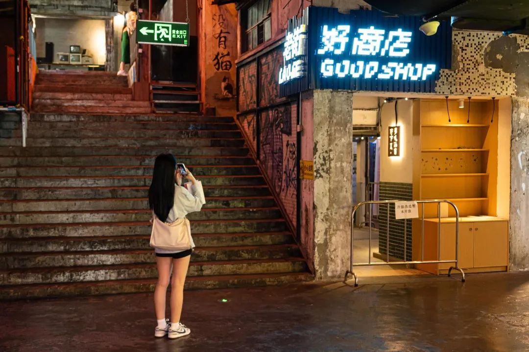 深圳文和友简介,深圳文和友引上万人排队