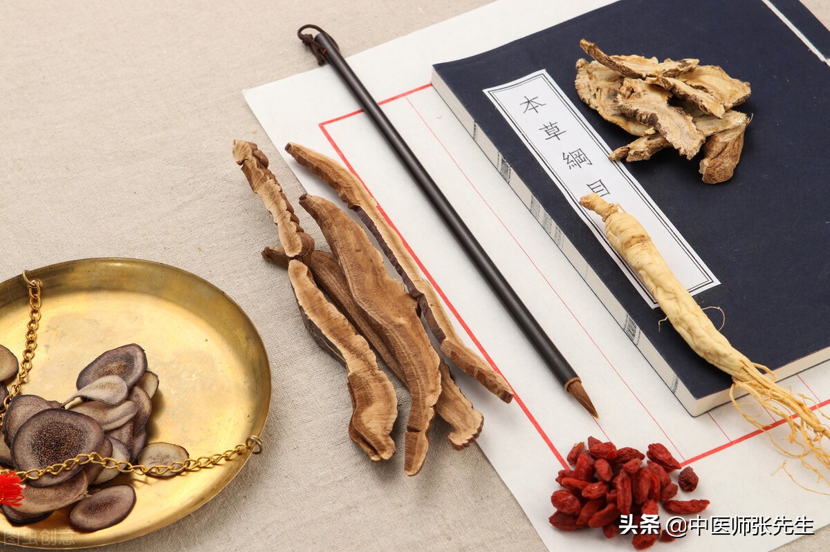 女性不到40岁闭经是什么原因,女性闭经的原因及闭经的危害